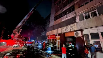 Incendiul produs sâmbătă seara în Capitală naște suspiciuni. Parchetul a demarat o anchetă