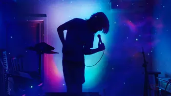 Bo Burnham lansează The Inside Outtakes, continuarea firească a Inside, de pe Netflix: unde îl poți vedea
