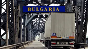 Protest spontan al șoferilor din Ruse. La ieșirea din România prin Giurgiu s-au format cozi imense