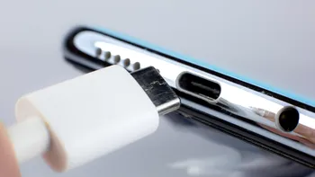 Apple testează iPhone-uri USB-C: cum se pregătește gigantul din Cupertino să respecte legislația UE