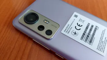Ce vor românii de la un telefon mobil: tendințele lui 2022, în România