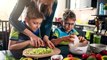 Copiii vegetarieni: unde pierd ei, de fapt, în fața acelora care mănâncă și carne