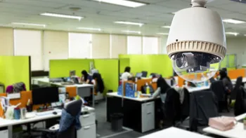 Camerele instalate la birou, pretextul unei amenzi de 20.000 de lei: drepturile angajaților, conform GDPR