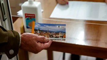 Vouchere sociale 2022 - lista românilor care nu primesc noile tichete de masă
