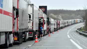 Transportatorii amenință cu proteste de amploare față de scumpirea carburanților