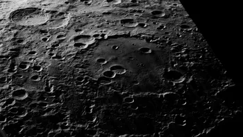 Un obiect „misterios” s-a prăbușit pe Lună: efectelul ciudat produs de acesta