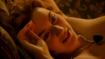 Cele mai scumpe bijuterii purtate de vedete în producțiile cinematografice: cât costă “inima oceanului” din Titanic