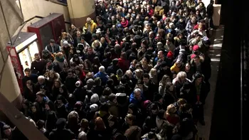 Explicațiile Metrorex. Oamenii așteaptă metroul câte 15 minute. Ce se întâmplă