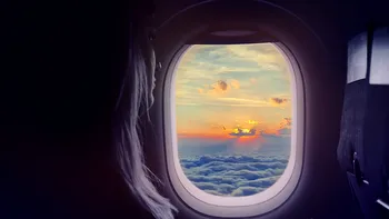 Motivul pentru care ferestrele avioanelor sunt rotunde. Detaliul pe care mulți călători nu-l știu