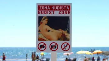 Sfaturi pentru nudiști de la ”profesioniști”: unde sunt plaje de nudism în România, ce trebuie să știi