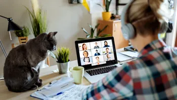 Se schimbă programul la muncă, din cauza caniculei: când pleci acasă, care este temperatura limită