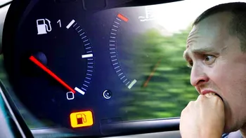 Ce se întâmplă dacă mergi cu rezervorul mașinii aproape gol. Care sunt, de fapt, urmările dacă faci des asta