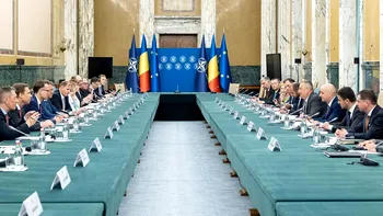 Ședința urgentă a coaliției de guvernare s-a încheiat. Liderul UDMR a lipsit de la confruntarea cu PNL și PSD