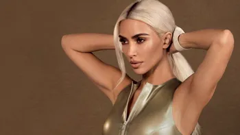 Kim Kardashian bate palma cu Apple: când vei putea cumpăra Beats x Kim, de ce ai face-o