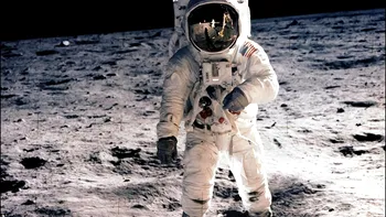 Încă un pas mic pentru om, dar unul mare pentru omenire. NASA trimite primul echipaj uman pe Lună, după jumătate de secol