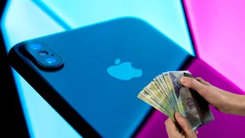 Telefoanele de pe OLX, sursa unei fraude de 250.000 de lei: cum au vândut falsuri în cutii sigilate, cu factură