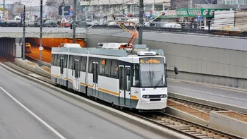 Tramvaiele de pe linia 41, blocate luni dimineață. Se intervine pentru remedierea problemei