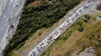 VIDEO „Nu am vrut să facem parte din război”. Noi imagini cu rușii care fug de mobilizarea lui Putin