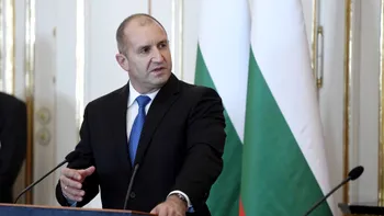 Președintele Bulgariei cere oprirea fluxului de refugiați: „Altfel ratăm intrarea în Schengen”. Ce a cerut serviciilor speciale