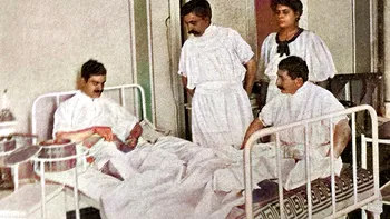 Medicul român care s-a operat singur de hernie. Povestea lui Alexandru Tzaicu, cel pe care presa română l-a ignorat, dar cea internațională l-a ovaționat