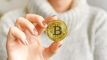 E dezastru pe piața criptomonedelor: Bitcoin s-a prăbușit, ce fac investitorii