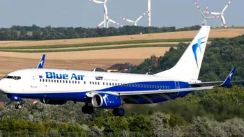 Blue Air are conturile deblocate. Compania anunță reluarea zborurilor. Ce se întâmplă cu pasagerii afectați de criză
