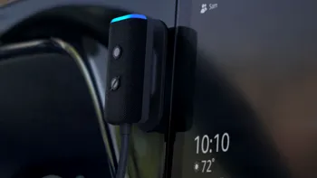 Amazon lansează noi gadgeturi: Echo Auto îți face orice mașină “smart”