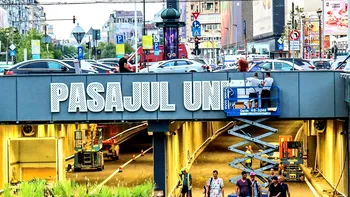 FOTO Un nou incident la Pasajul Unirii din Capitală. Un alt camion a rămas blocat, mobilizare urgentă
