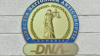 Angajați din Primăria Capitalei, trimiși în judecată de DNA. Care sunt acuzațiile