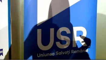 Demisii în masă din USR. Peste 100 de politicieni părăsesc partidul