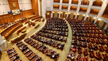 Decizie în Parlament. Nicio persoană condamnată nu poate candida la alegerile locale și parlamentare