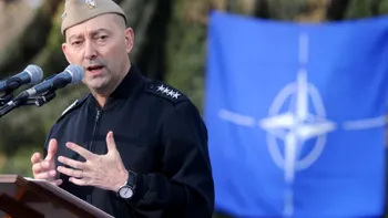 Fostul comandant suprem al NATO oferă soluția pentru a-i opri pe ruși: O „zonă de interdicție aeriană” în Ucraina