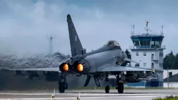 NATO desfășoară un exercițiu în Europa prin care își verifică arsenalul nuclear. 60 de avioane vor survola cerul