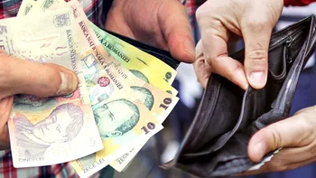 Scad salariile în toată România, fără excepție: muncă la fel de multă, pe bani mai puțini