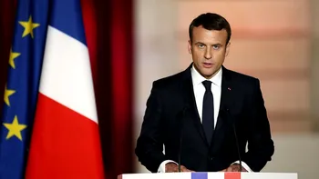 Val de critici după comentariile lui Macron despre răspunsul nuclear al Franței: „Este o greșeală politică”