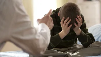 Dacă ai părinți severi, ai putea dezvolta depresie: ce indică ultimele studii