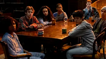 REVIEW The Midnight Club - cel mai recent serial de la Mike Flanagan, de pe Netflix
