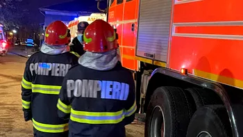 Explozie puternică într-un bloc din Dâmbovița. Locatarii au fost evacuați de urgență