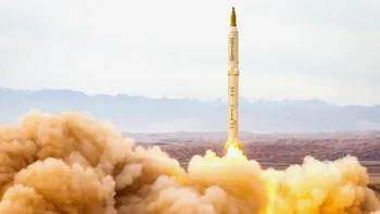 Iranul se laudă cu prima rachetă balistică hipersonică. Poate „păcăli” toate scuturile de apărare