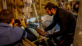 Teoria care dă peste cap istoria. Mormânt vechi de 600 de ani, deschis de arheologi. Ce speră cercetătorii să găsească în urma testelor