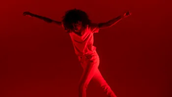 Muzica pe care oamenii nu o aud, dar îi face să danseze. Află ce au descoperit cercetătorii