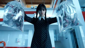 REVIEW Wednesday: serialul Netflix pe care-l iubești sau urăști, dar nu-ți rămâne indiferent