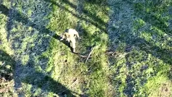 VIDEO Ucraina arată cum soldații ruși se predau în fața dronelor. Imaginile fac înconjurul lumii