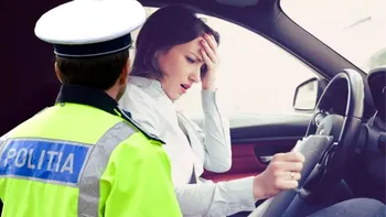 Amenda de 3000 de lei pe care o iau astăzi șoferii care nu sunt atenți: vremea de afară îți poate scutura buzunarele