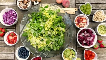 Dieta raw-vegană, cu bune, dar mai ales cu rele: ce au descoperit cercetătorii