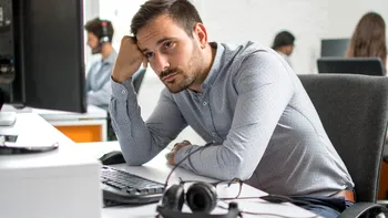 Patronii români, cu un picior în faliment: angajații nu-i cred, dar viața lor e foarte grea