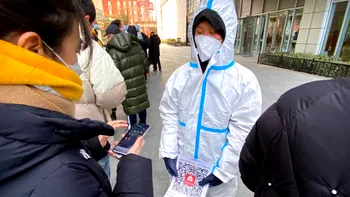 China anunță „victoria finală împotriva epidemiei”, în timp ce tot mai multe state impun restricții de călătorie. Întâlnire crucială a statelor UE pentru un răspuns comun
