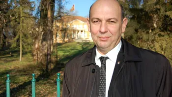 Director din Primăria Timișoara, trimis în judecată. Cerea 500 de lei șpagă pentru fiecare persoană decedată de covid-19
