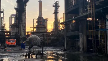 Grevă spontană la Petromidia Năvodari. Angajații au obținut mărire de salariu