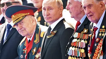 Putin își premiază soldații cu pământuri anexate ilegal din Ucraina. Decretul semnat de președintele rus
